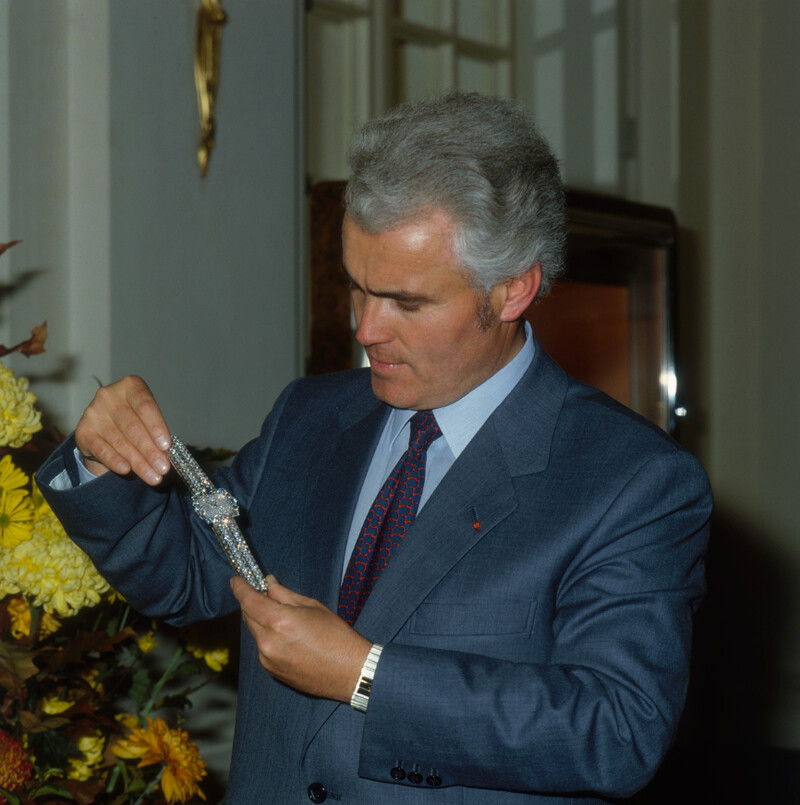 伯爵第四代傳人Yves Piaget先生佩戴PIAGET Polo系列白K金縞瑪瑙錶盤腕錶欣賞作品伯爵第四代傳人Yves Piaget先生佩戴PIAGET Polo系列白K金縞瑪瑙錶盤腕錶欣賞作品 伯爵第四代傳人Yves Piaget先生佩戴PIAGET Polo系列白K金縞瑪瑙錶盤腕錶欣賞作品伯爵第四代傳人Yves Piaget先生佩戴PIAGET Polo系列白K金縞瑪瑙錶盤腕錶欣賞作品