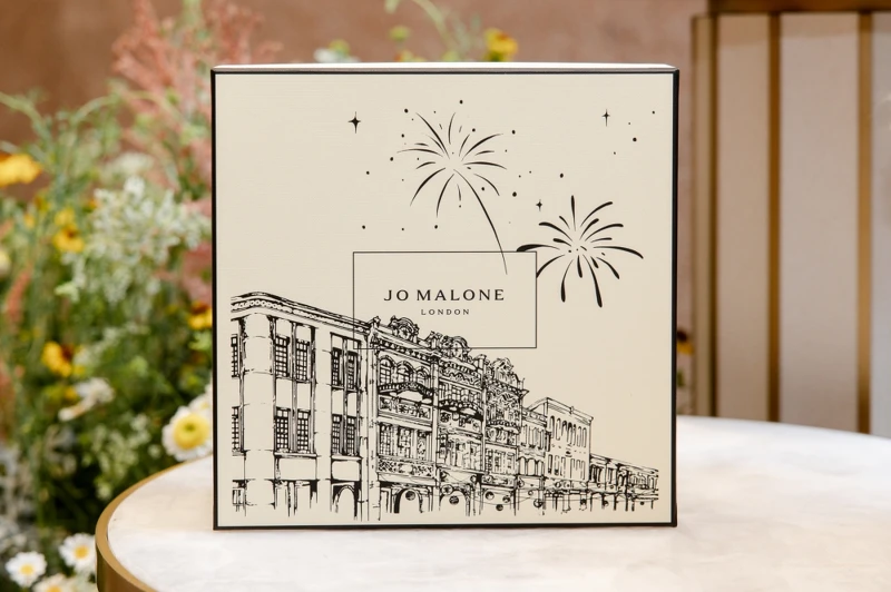 Jo Malone London大稻埕形象概念店的大稻埕限定禮物盒。