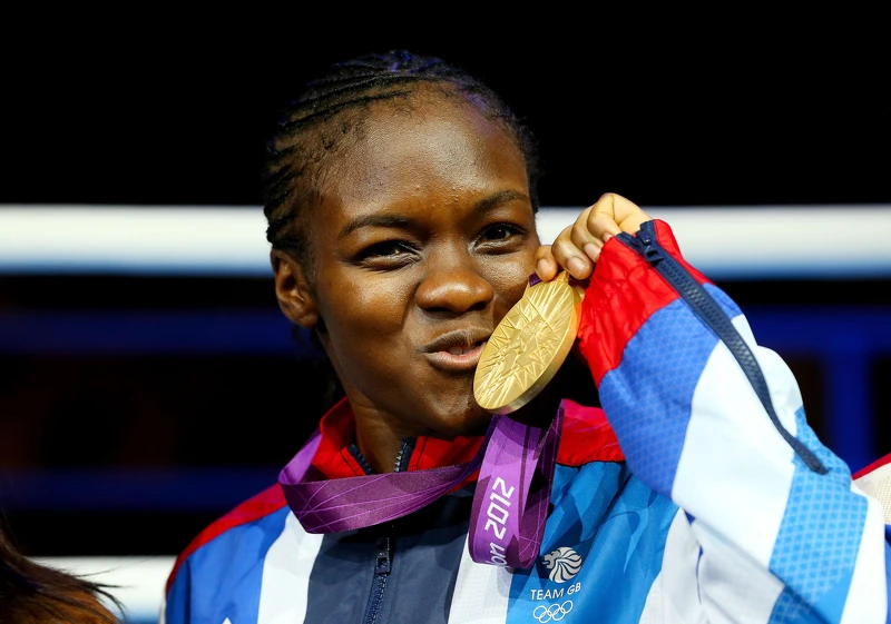 Nicola Adams 在2012倫敦奧運為英國隊拿下女子拳擊蠅量級金牌。