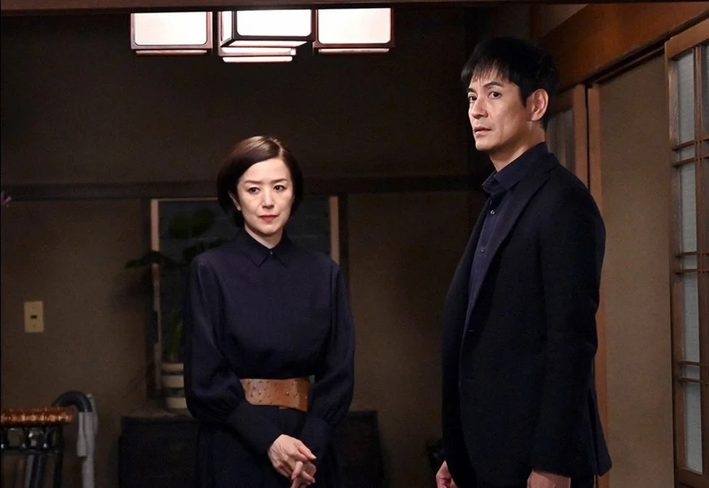 舉手投足流露獨特典雅氣息的鈴木京香。 舉手投足流露獨特典雅氣息的鈴木京香。