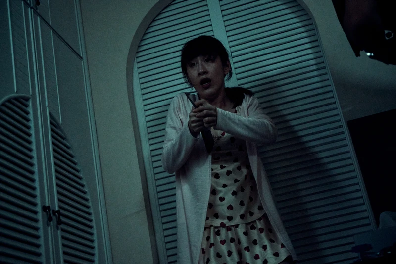 《都市懼集》百白覺得家中有人想要闖入 《都市懼集》百白覺得家中有人想要闖入