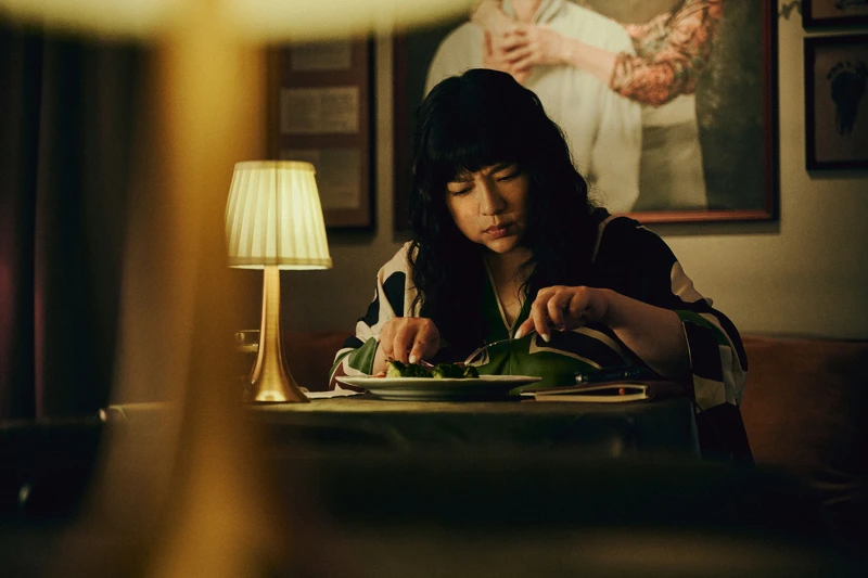 《都市懼集》唐綺陽品嚐美食 《都市懼集》唐綺陽品嚐美食