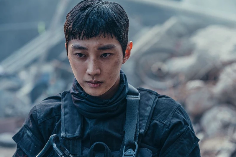 金武烈飾演金英厚。 金武烈飾演金英厚。