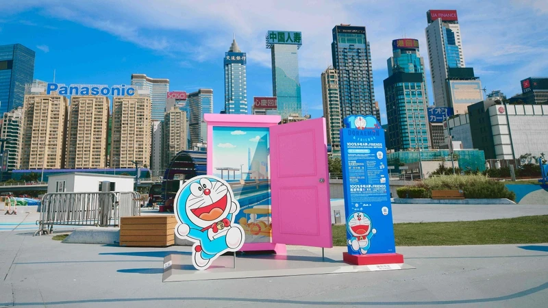 《100%多啦A夢&FRIENDS》在全香港打造10道任意門