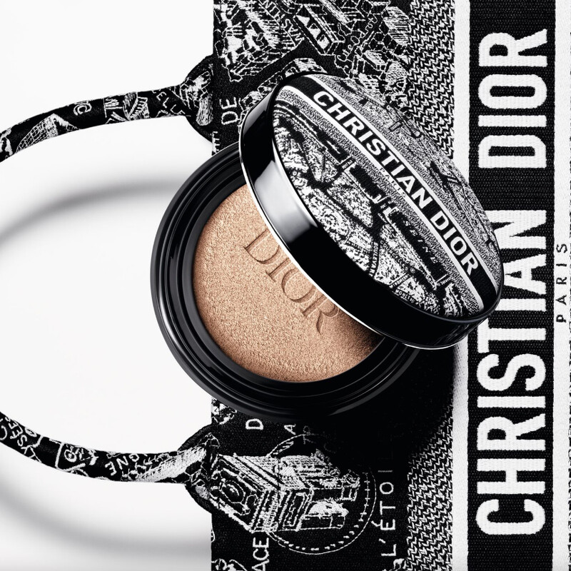 迪奧超完美氣墊外殼巴黎地圖,NT1,250 迪奧超完美氣墊外殼巴黎地圖,NT1,250