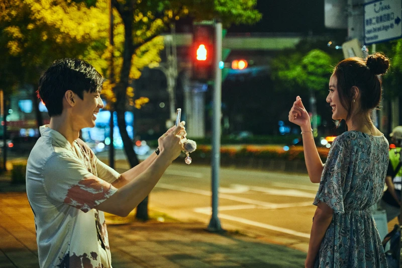 《都市懼集》林柏宏幫黃珮琪拍照 《都市懼集》林柏宏幫黃珮琪拍照