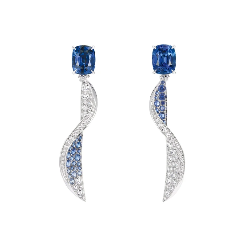 Ballet 18K白金耳環