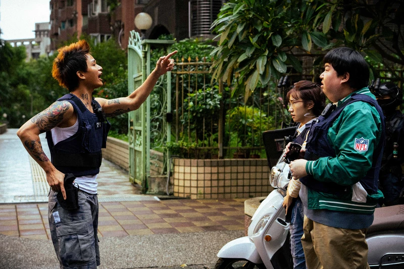 《正港分局》黃奇斌（左起）、Lulu黃路梓茵、陳彥佐一同荒唐辦案