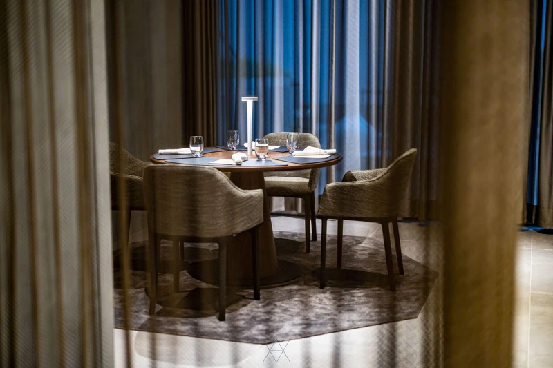 「La Vie by Thomas Bühner 睿麗餐廳」為名廚 Thomas Bühner 以「三維料理哲學」為基礎一手打造的空間、菜色。 「La Vie by Thomas Bühner 睿麗餐廳」為名廚 Thomas Bühner 以「三維料理哲學」為基礎一手打造的空間、菜色。