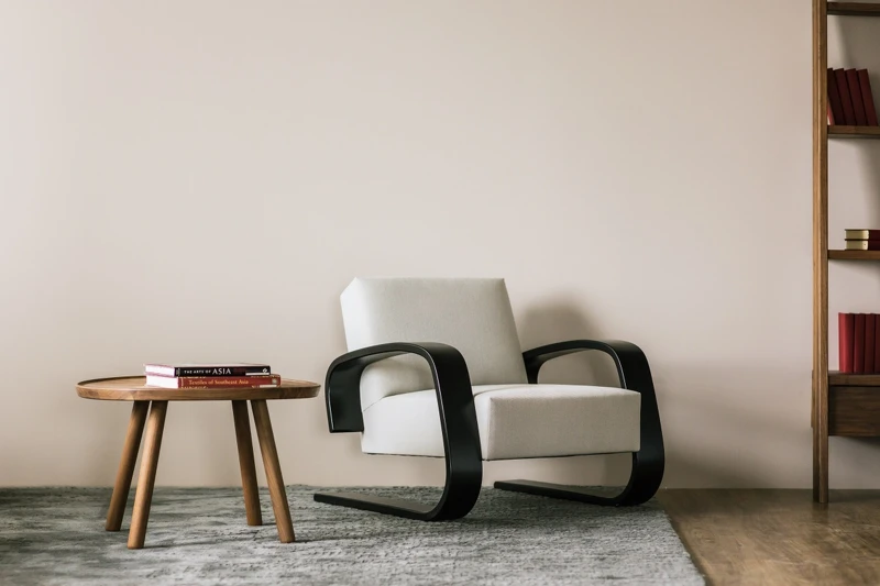 「Armchair 400 Tank」。 「Armchair 400 Tank」。