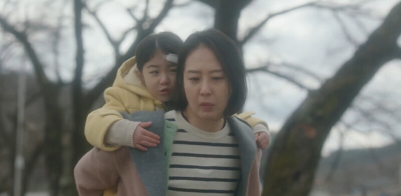 小阿姨實現立刻飛到身邊保護李微進的諾言