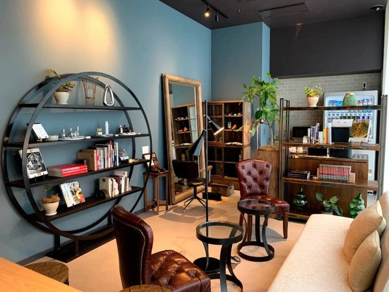 「Room 001」它不僅是洗衣間、整燙區也是迷你的閱讀室。 「Room 001」它不僅是洗衣間、整燙區也是迷你的閱讀室。