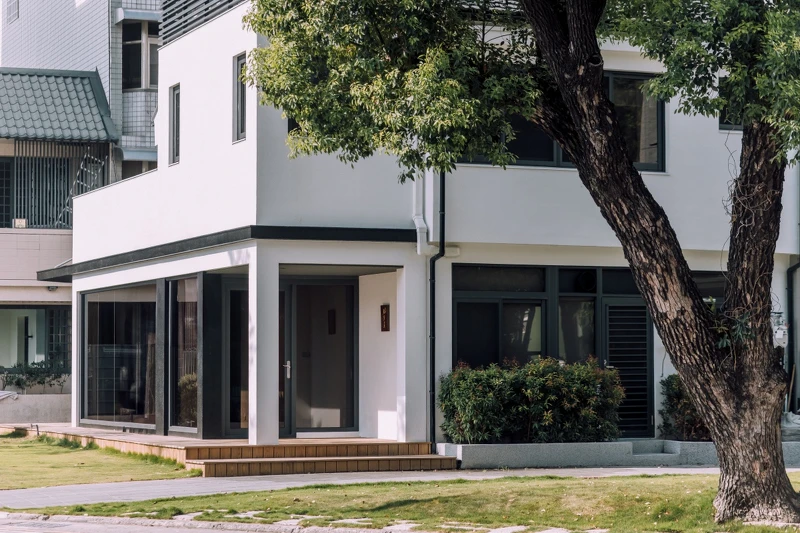 白色獨棟洋房人很難直接聯想到是日本料理餐廳。