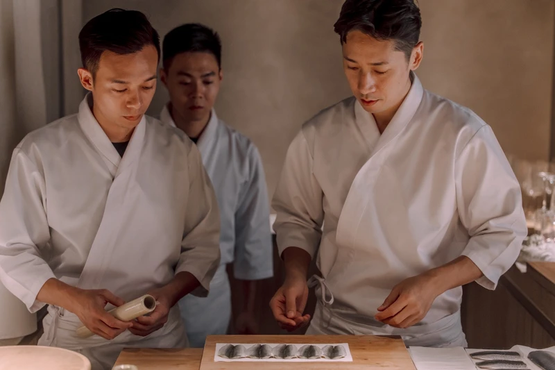 「鮨多芽 おため」團隊。