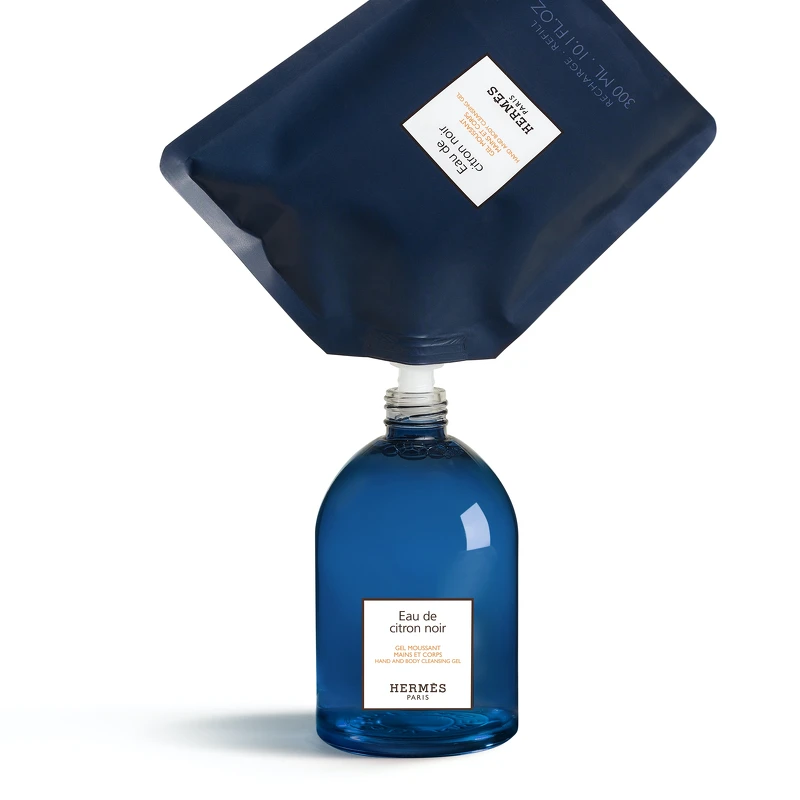 愛馬仕黑檸檬古龍水(Eau de citron noir)泡沫洗手兼身體沐浴露補充包300ml,NT1,860