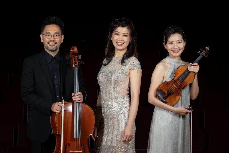 陳毓襄（中）將與小提琴家李宜錦（右）、大提琴家高炳坤（左）一同演出。