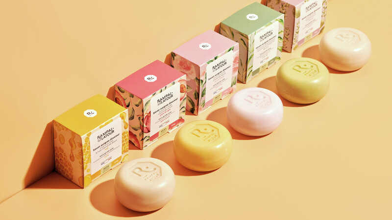 凡報名活動即可獲得價值千元法國精品禮包，內含Rampal Latour甜杏仁油香皂125g 一顆/香氣隨機（價值NT350）。