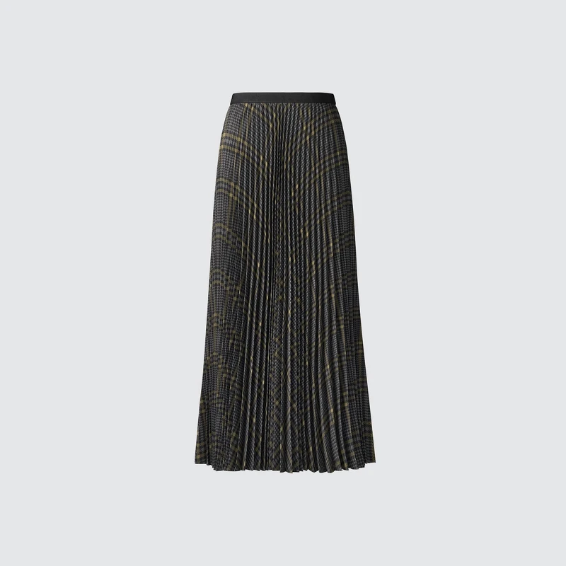 細褶長裙,NT$1,290。