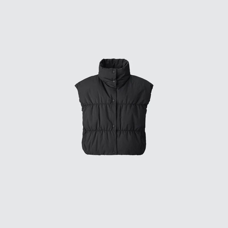 羽絨短版背心,NT$1,690。