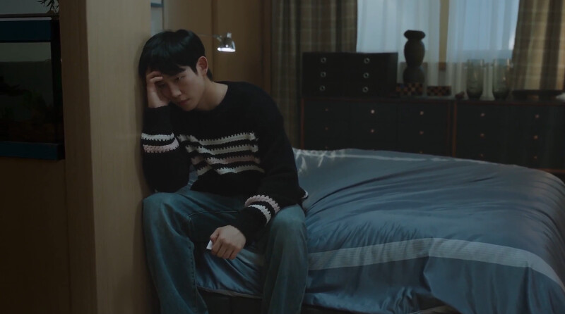 崔承效一再確認自己感情過期,但為何心跳不已? 崔承效一再確認自己感情過期,但為何心跳不已?