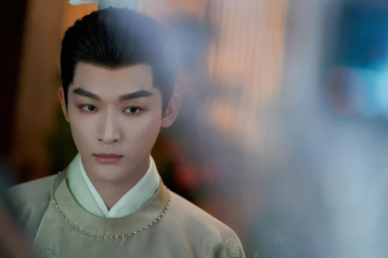 張晚意大學簽約想解約,卻被求償5千萬。 張晚意大學簽約想解約,卻被求償5千萬。