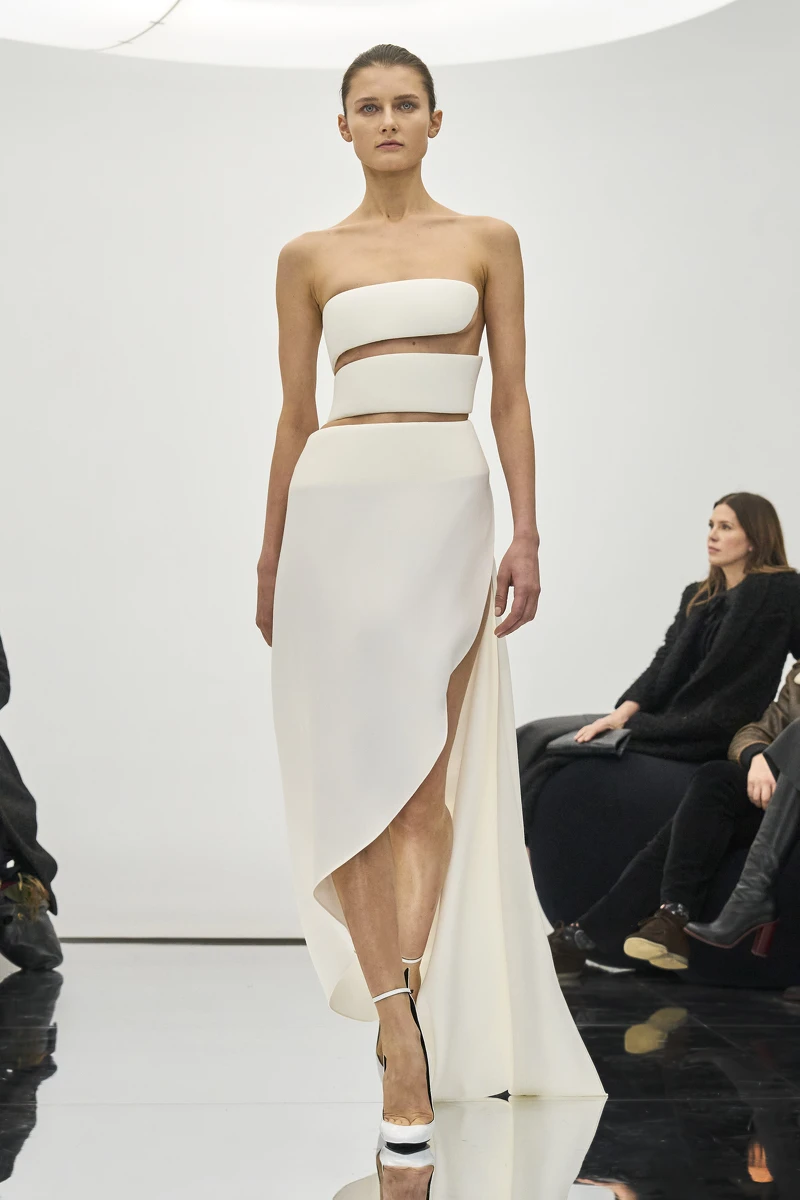 Alaïa2024秋冬系列。