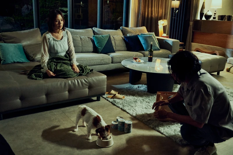 《都市懼集》劉品言、曾少宗在客廳對話 《都市懼集》劉品言、曾少宗在客廳對話