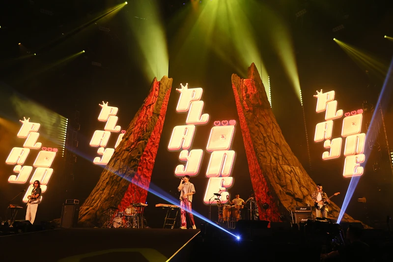 宇宙人濃縮《α:回到未來 》20週年演唱會的演出精華 宇宙人濃縮《α:回到未來 》20週年演唱會的演出精華