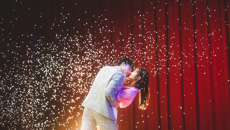 《讓我看見你是誰》黃信赫、雷嘉汭親密互動