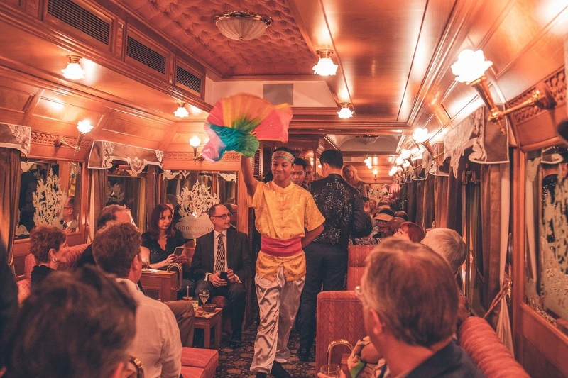 夜晚將熱鬧非凡! 夜晚將熱鬧非凡!