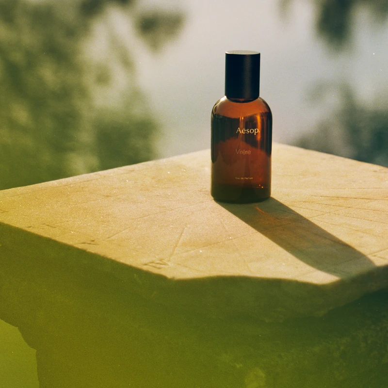 Aesop蔚香水情境圖。