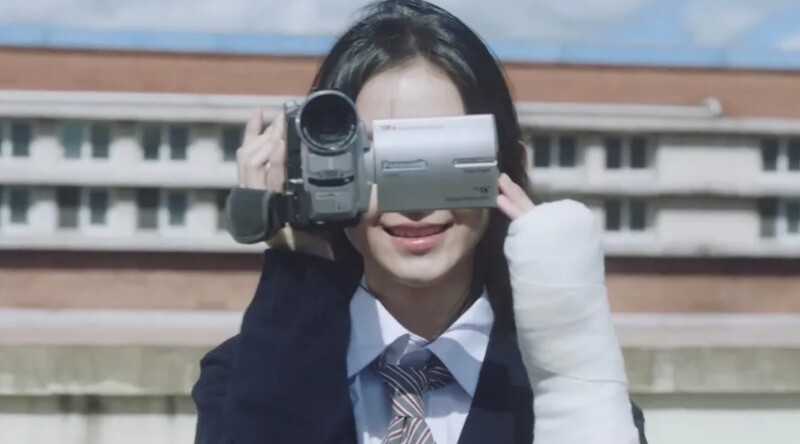 Photo / 截自〈Ditto〉MV  Photo / 截自〈Ditto〉MV