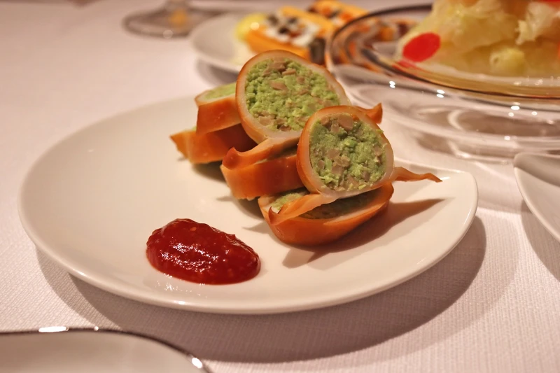 「煙燻中卷」。 「煙燻中卷」。