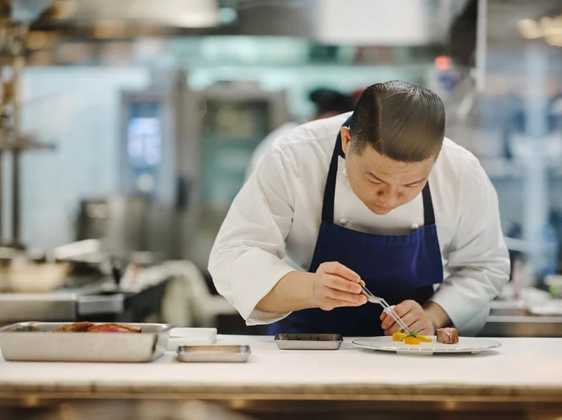 菜色皆依循著 Chef Kai 的生命脈絡,回望過去的經歷。 菜色皆依循著 Chef Kai 的生命脈絡,回望過去的經歷。