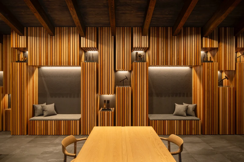 岐阜縣的森林覆蓋率高達81%,因此木作爲當地相當精湛的工藝。 岐阜縣的森林覆蓋率高達81%,因此木作爲當地相當精湛的工藝。