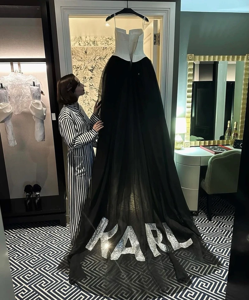 莉莉柯林斯 珠寶私服造型