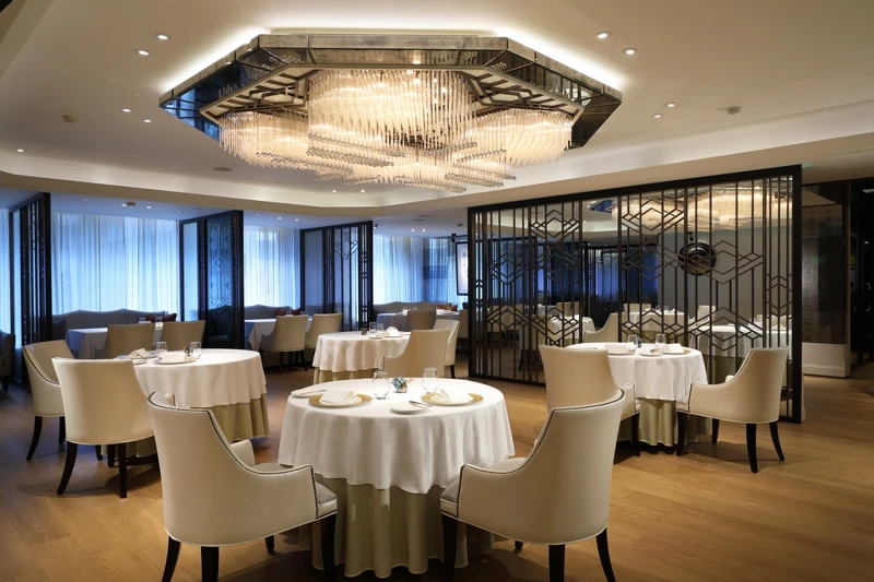 「巴黎廳1930X高山英紀」位於台北亞都麗緻二樓空間,傳遞優雅精緻的法式料理。 「巴黎廳1930X高山英紀」位於台北亞都麗緻二樓空間,傳遞優雅精緻的法式料理。