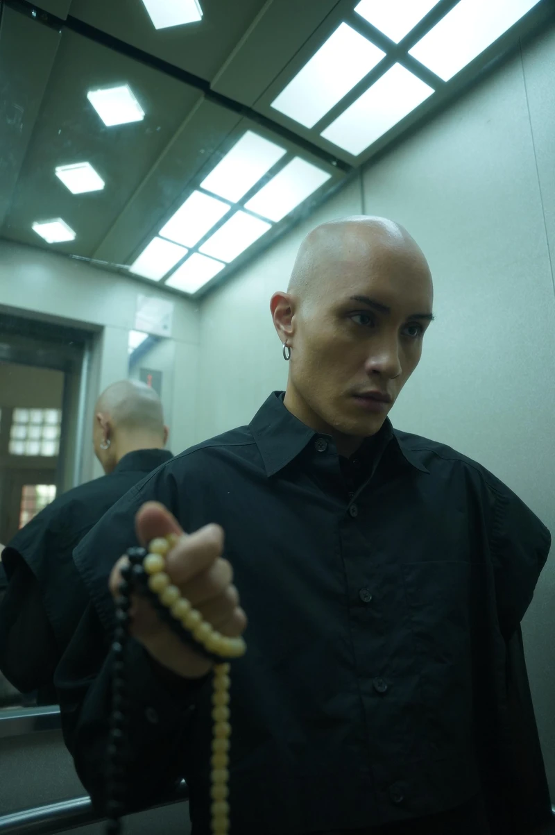 《愛情城事》中黃宣有驚喜演出，並圓夢和鄭秀文合唱片頭曲