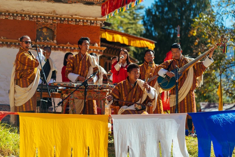 普那卡卓瑪節展示了不丹人民的堅韌和團結。 普那卡卓瑪節展示了不丹人民的堅韌和團結。