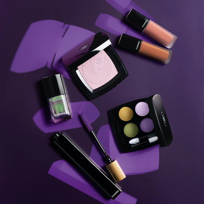 CHANEL香奈兒2024秋妝情境圖。