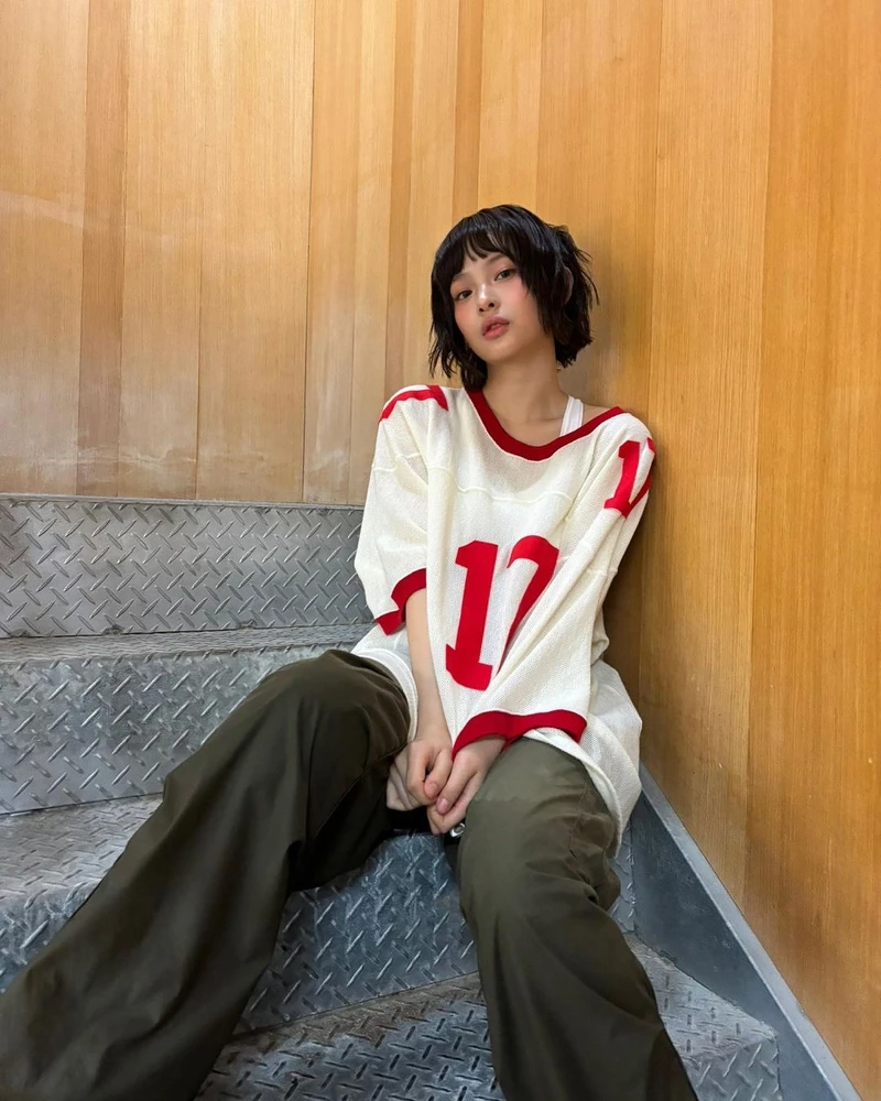 Photo / Instagram@newjeans_official Photo / Instagram@newjeans_official