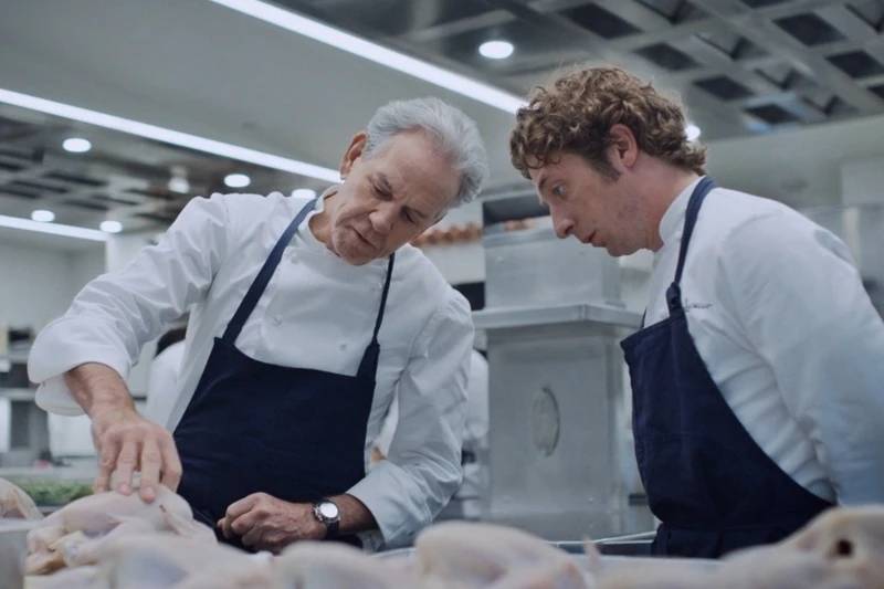 Thomas Keller 親自傳授如何取出三叉骨(wishbone)。 Thomas Keller 親自傳授如何取出三叉骨(wishbone)。