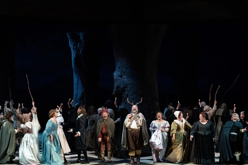 2024 NTT遇見巨人—威爾第歌劇《法斯塔夫》©Rikimaru Hotta, New National Theatre, Tokyo 2023 2024 NTT遇見巨人—威爾第歌劇《法斯塔夫》©Rikimaru Hotta, New National Theatre, Tokyo 2023