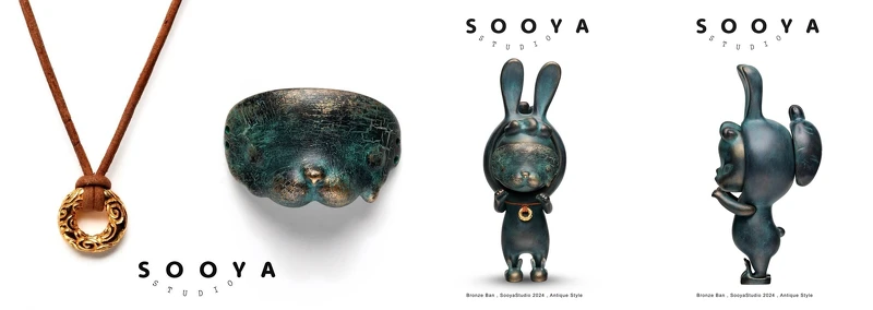 Sooya Studio青銅 Ban (兔),sofubi材質,高約13cm,面具、金環吊墜材質為925銀鍍金臉部、手臂、腦後胡蘿蔔可轉動,拖鞋不可動,NT4300。 Sooya Studio青銅 Ban (兔),sofubi材質,高約13cm,面具、金環吊墜材質為925銀鍍金臉部、手臂、腦後胡蘿蔔可轉動,拖鞋不可動,NT4300。