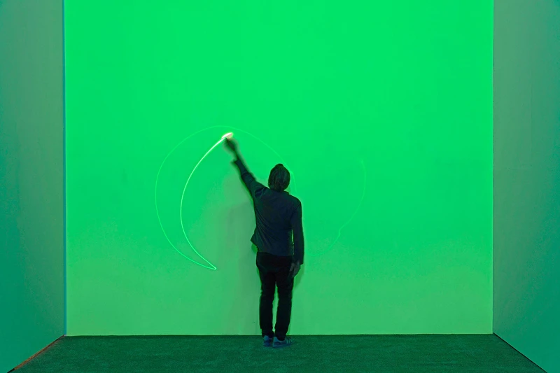 歐拉夫・尼可萊 《如何想像蠟燭熄滅後的光》＿藝術家、文心藝術與艾根畫廊提供＿攝影：烏維・瓦特爾（柏林）