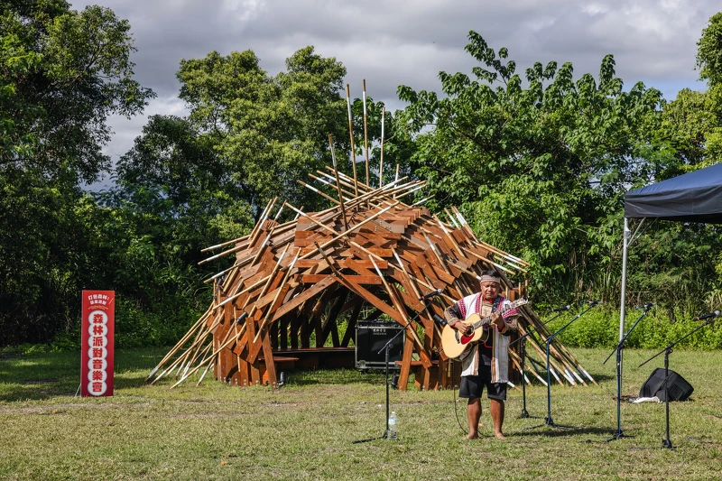 「森林派對音樂會」馬遠部落的醇厚男聲歌手馬詠恩 「森林派對音樂會」馬遠部落的醇厚男聲歌手馬詠恩
