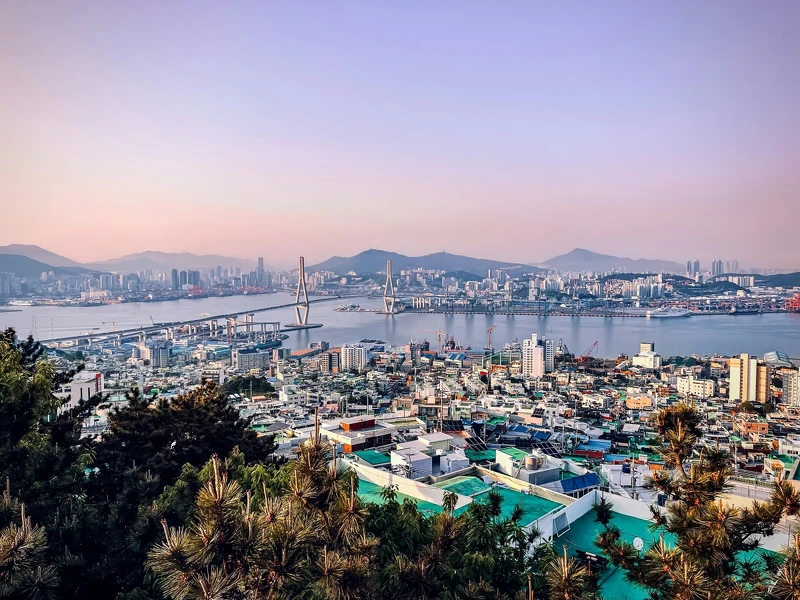 位於釜山南部的「影島」。