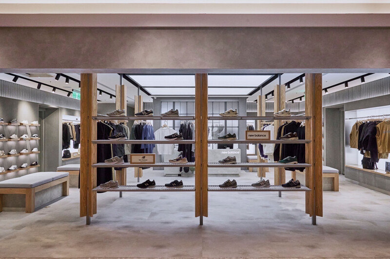 NB GREY台中形象店坐落於新光三越中港店5樓，灰色潮流席捲中台灣