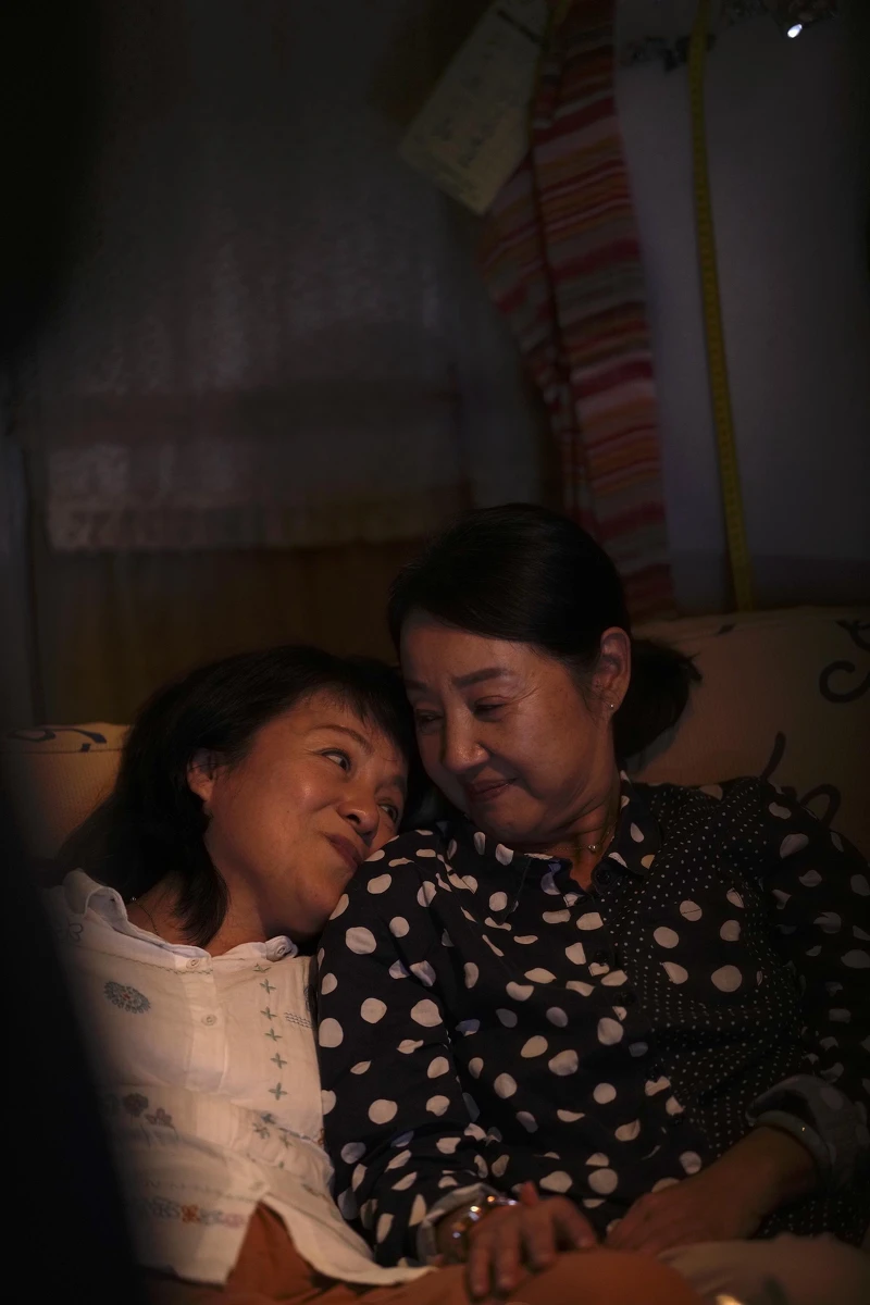 《今夜一起為愛鼓掌》潘麗麗與鮑正芳再見鍾情卻性愛卡關。 《今夜一起為愛鼓掌》潘麗麗與鮑正芳再見鍾情卻性愛卡關。