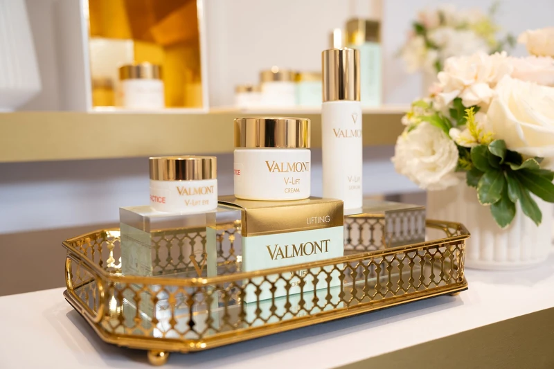 Valmont抗皺緊提V系列新品 Valmont抗皺緊提V系列新品